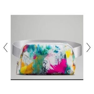 NWT Lululemon Everywhere Belt Bag Multi- Rare color!